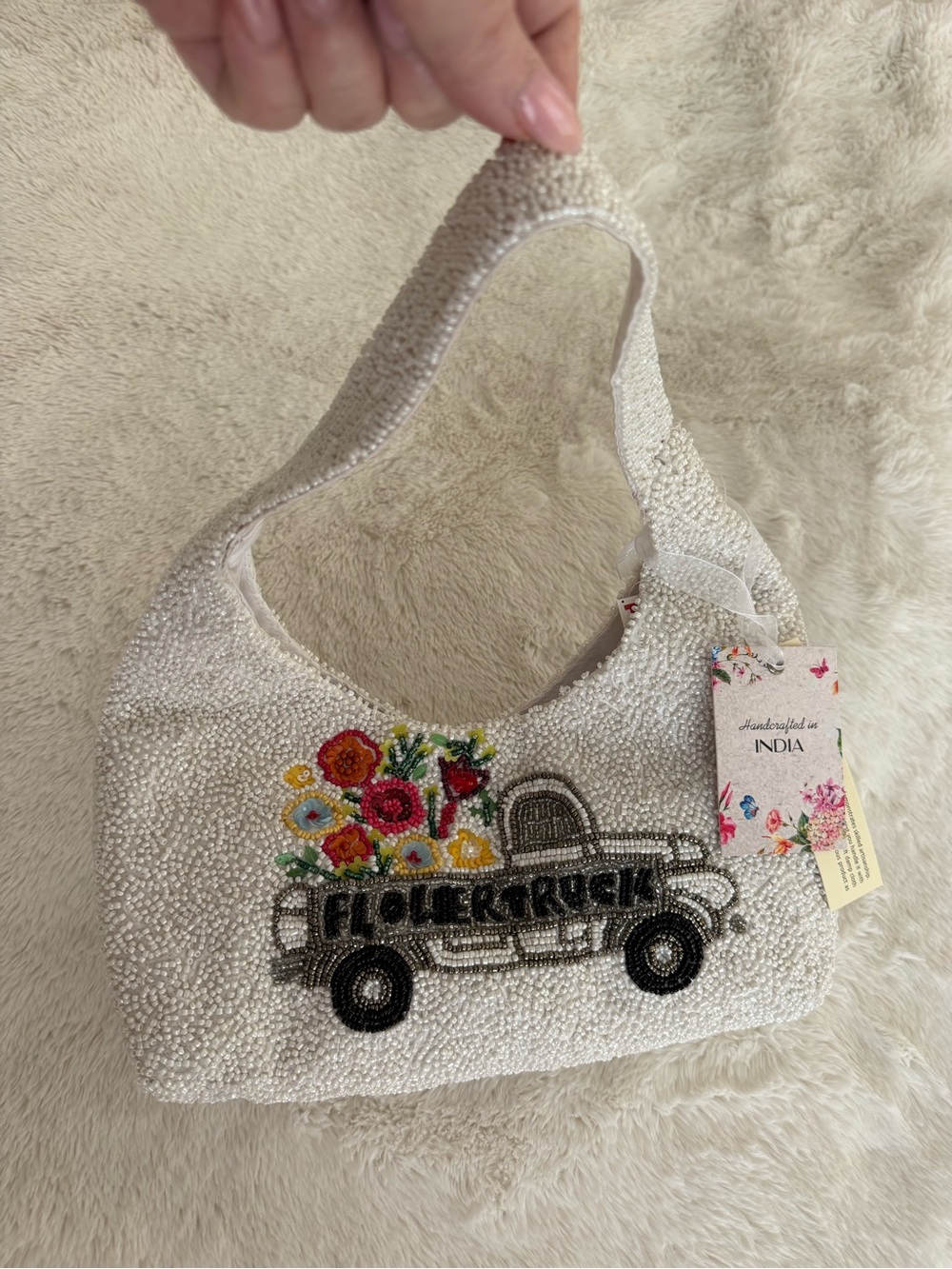 NWT White Beaded Shoulder Bag with Floral Truck Motif Viral Tik Tok - Picture 2 of 9